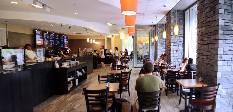 Most Students Label On-Campus Food Favorable, Survey Finds