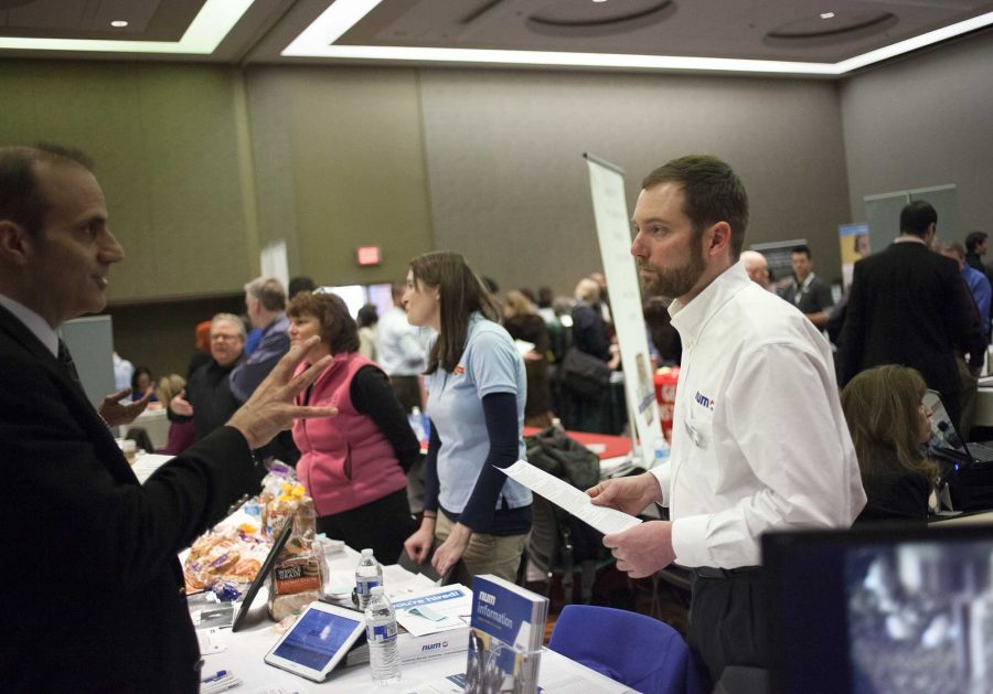 Grad School Unveils Futures Program, Promotes Professionalism