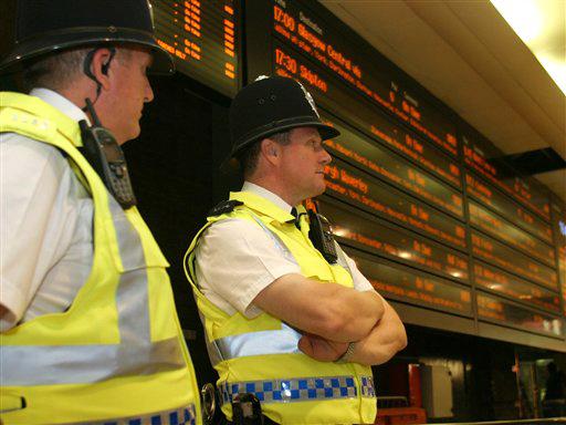 In response to the recent Charlie Hedbo attacks, there has been an increased police presence in London. Sergio Dionzio/AP