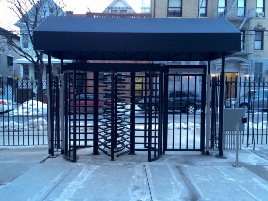 Despite Long Wait, Walsh Gate Now Open 24/7