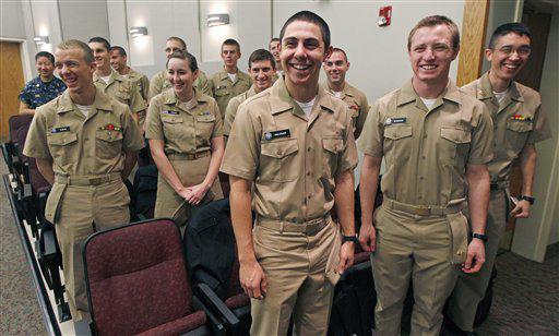 ROTC Students Mesh College Life With Imminent Responsibility
