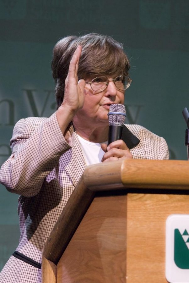 Renowned Activist and Author Returned to Fordham