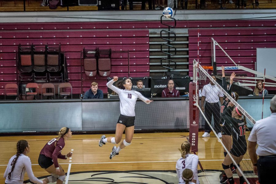 Volleyball+is+now+1-3+in+conference+play.+Zach+Miklos%2FThe+Fordham+Ram