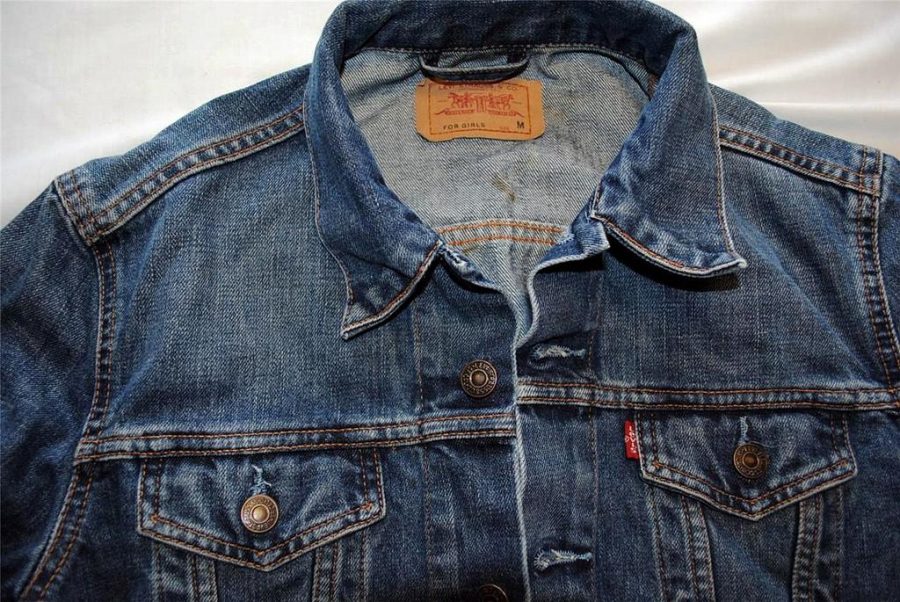 A classic jean jacket is the perfect spring staple sure to make any outfit appear put together. (Courtesy of Flickr)