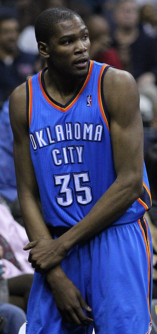 Kevin Durant drew plenty of criticism in the wake of his decision to sign as a free agent with the Golden State Warriors. (Courtesy of Wikimedia). 