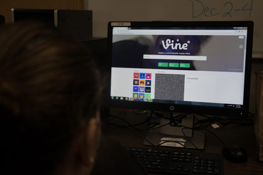 Twitter announced it will shut down the Vine app, effectively cutting off several minority voices and perspectives. (Andrea Garcia/The Fordham Ram). 