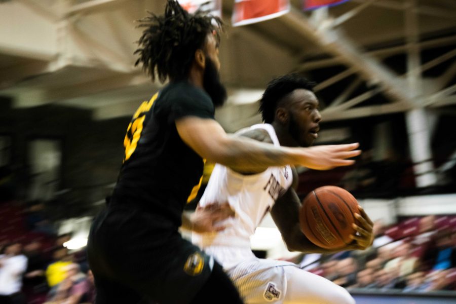 Antwoine Anderson hit the overtime game winner to secure a 69-67 Fordham upset victory.