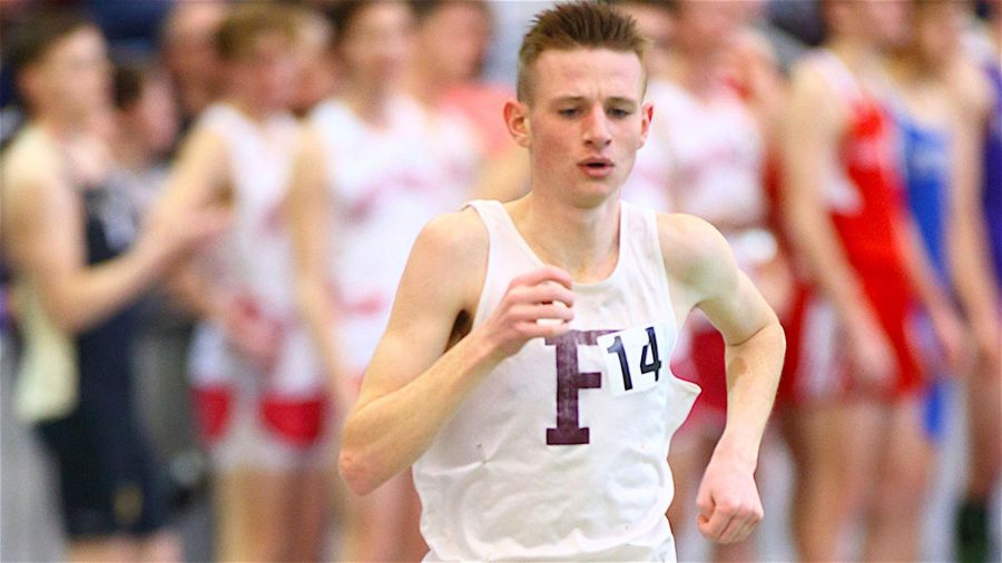 Ryan Kutch cruised to a first-place finish in the 5,000 meter, finishing with a time of 15:02.17.