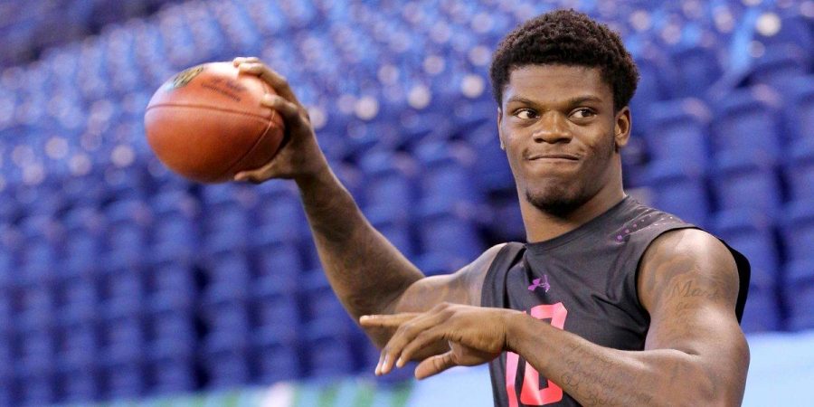 Lamar Jackson is one of a number of quarterbacks the Patriots might draft (Courtesy of Twitter).
