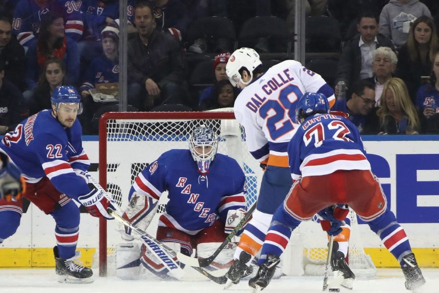The+New+York+Islanders+have+been+on+a+tear+as+of+late%2C+and+they+are+now+in+first+place+in+the+Metropolitan+Division.%28Bruce+Bennett%2FGetty+Images%29