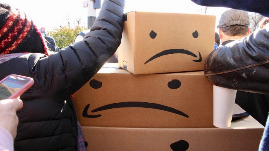 New Yorkers protest against Amazon (Photo courtesy of Flickr)