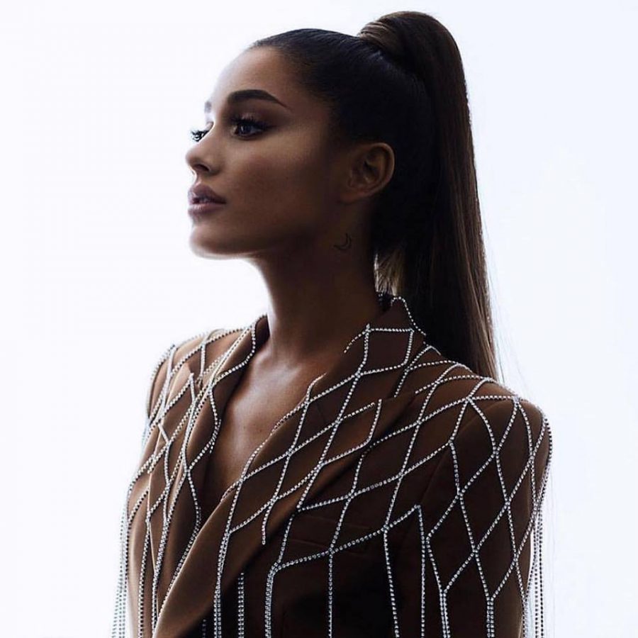 Ariana Grande has been accused of queer-baiting in her new music video. (Facebook)