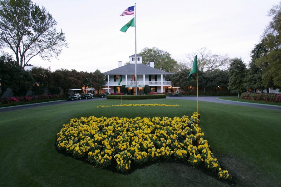 With sports either wrapping up or just starting, this is the perfect time for golf. (Courtesy of Flickr)