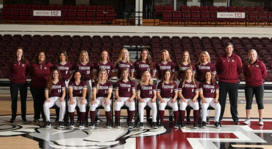 Softball+returns+all+16+of+its+players+in+what+will+be+a+crucial+key+to+navigating+the+challenges+and+finding+success+in+this+uncertain+season.+%28Courtesy+of+Fordham+Athletics%29