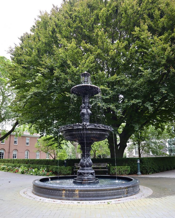 The Fordham fountain, located in the middle of campus, is a great place to unwind even when it gets cold. (Courtesy of Pia Fischetti/The Fordham Ram)