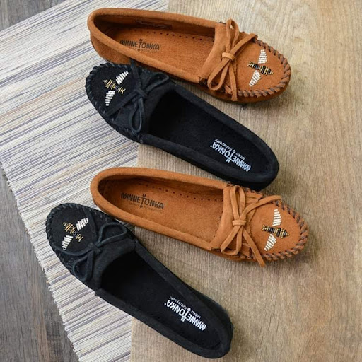 Where are minnetonka moccasins hot sale made