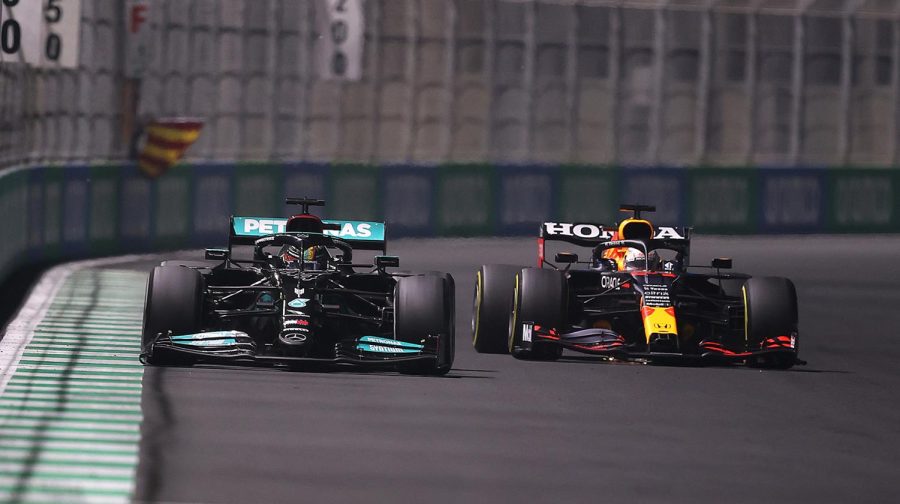 Hamilton+%28left%29+is+now+level+on+points+with+Verstappen+%28right%29+heading+into+the+final+race+of+the+season.+%28Courtesy+of+Twitter%29
