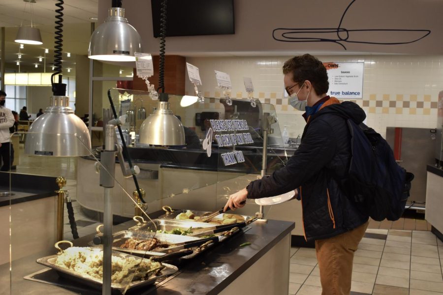 In the Omicron wave of the COVID-19 pandemic, Fordhams dining services have been adjusted. 