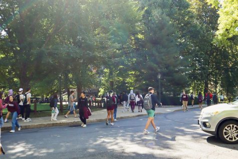 New procedures have been taken to accommodate the large class sizes. (Courtesy of Pia Fischetti/The Fordham Ram)