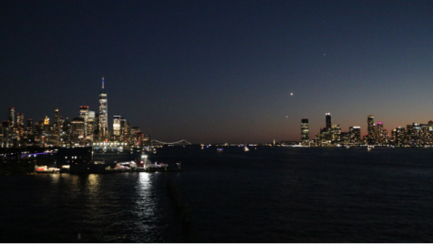 Fordham’s photography club ventured into Manhattan to practice landscape photography with the city skyline. (Courtesy of Mia Battista for The Fordham Ram)