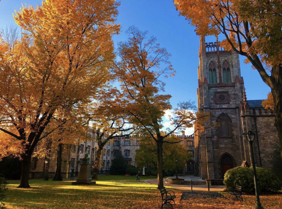 Fordhams campus transforms from green to orange as the seasons transition from summer to fall (Courtesy of Instagram).