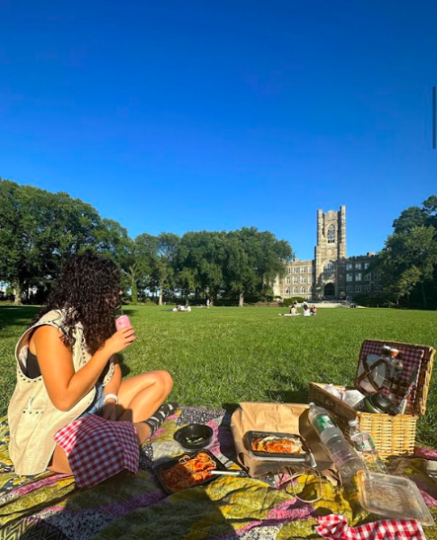 Enjoy the warm weather and follow these tips for a picturesque picnic. (Courtesy of Kari White/for The Fordham Ram)