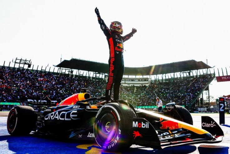 Max+Verstappen+claimed+his+fourth+consecutive+win+at+the+Mexico+Grand+Prix+this+past+weekend.+%28Courtesy+of+Twitter%29