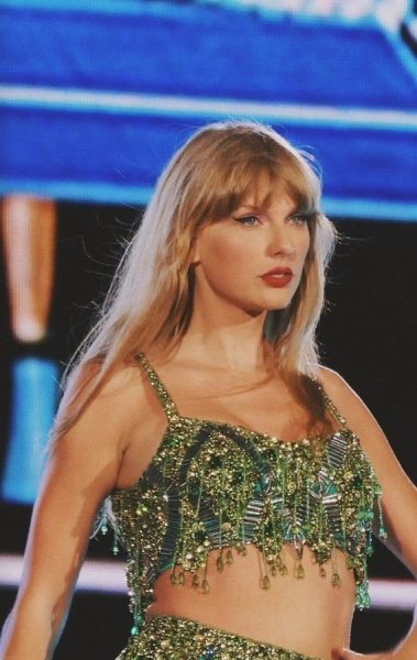 Taylor Swift Brings “The Eras Tour” To Theaters