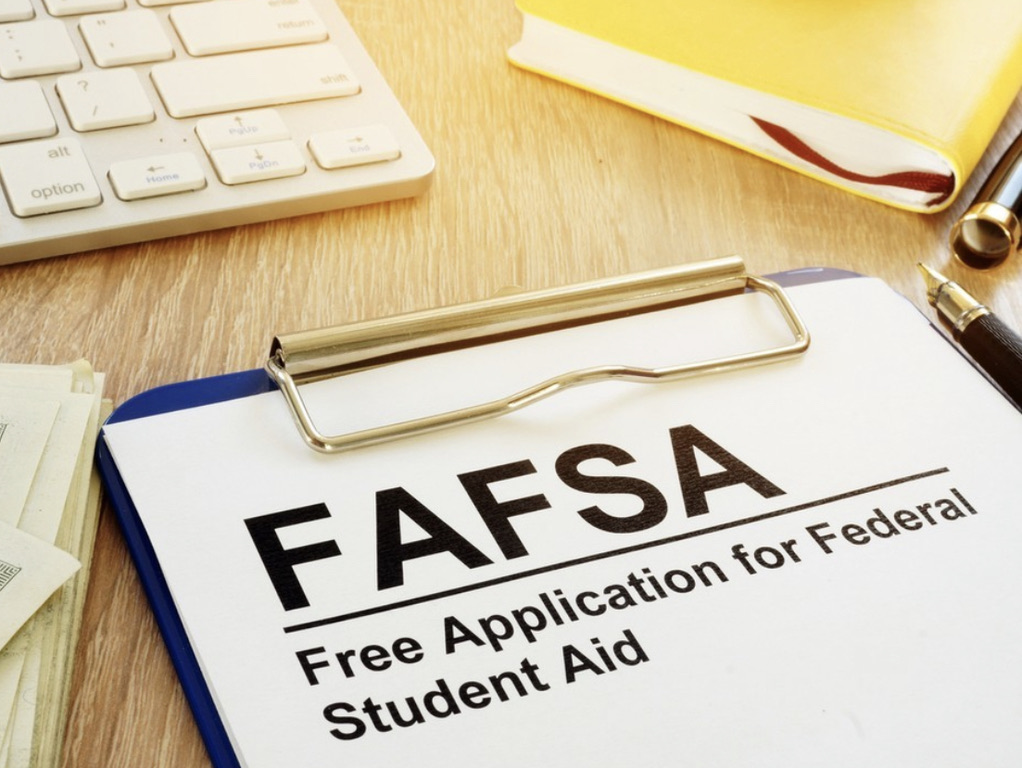 U.S. Department of Education announces the Free Application for Student Aid’s (FAFSA) release will be delayed until March. (Courtesy of Instagram)