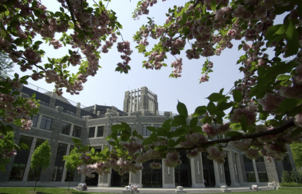 Walsh Library (Courtesy of Instagram/@fordhamlibrary).