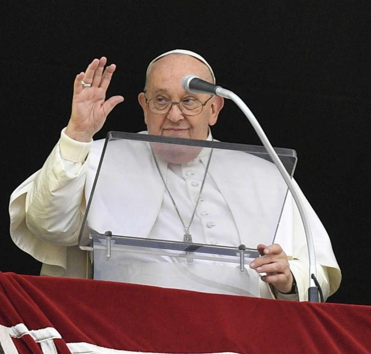 The+Pope+is+an+important+figure+in+politics.+%28Courtesy+of+instagram%2F+%40franciscus%29