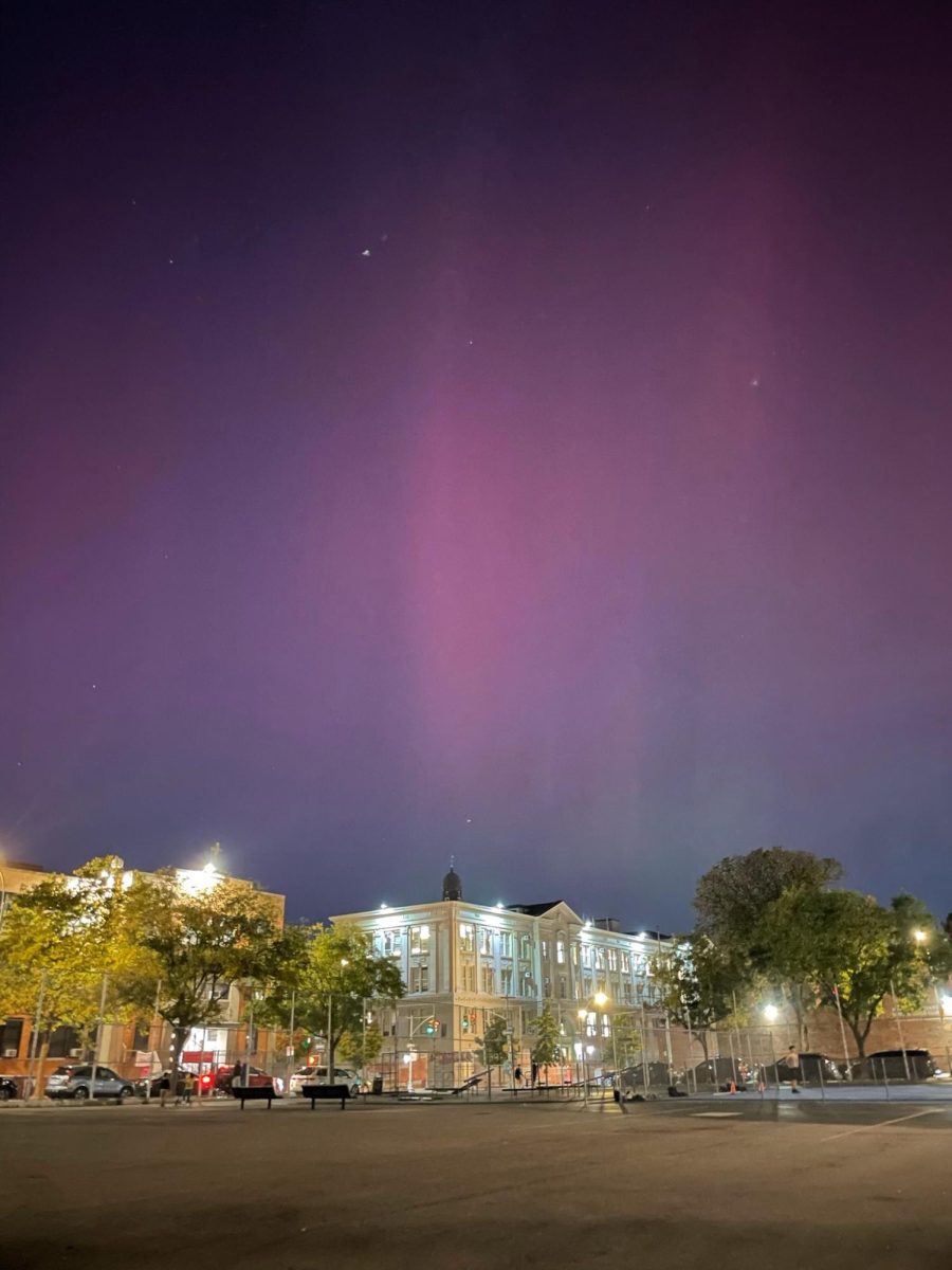 Students view the northern lights from Fordham campus. (Courtesy of Isabella Lipayon for The Fordham Ram)