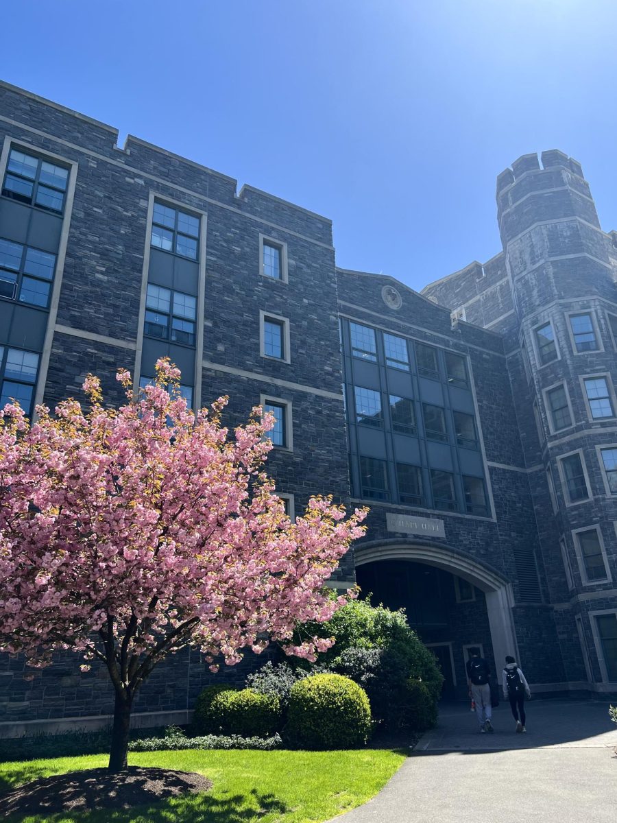 Fordham students consider many factors when selecting whether they will live on or off-campus for this upcoming semester. (Mary Hawthorn/The Fordham Ram)