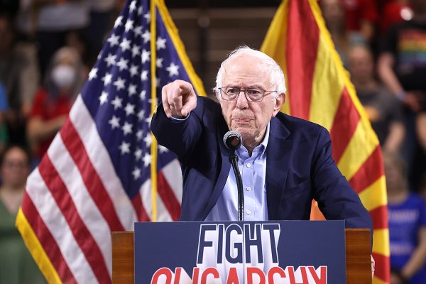 Bernie Sanders at a "Fighting Oligarchy" rally in Tempe Arizona. (Courtesy of Gage Skidmore/wikimedia commons)