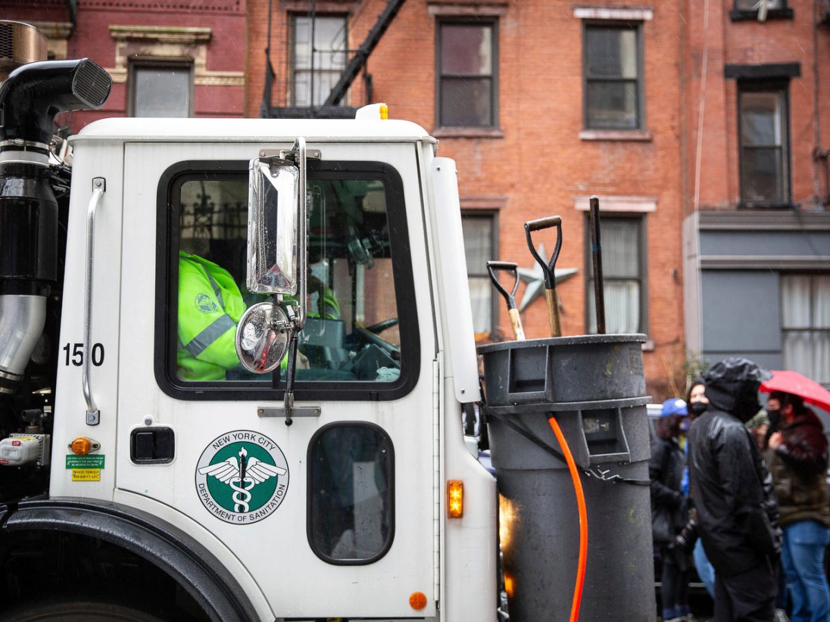 The Department of Sanitation has responded ineffectively to recent storms.