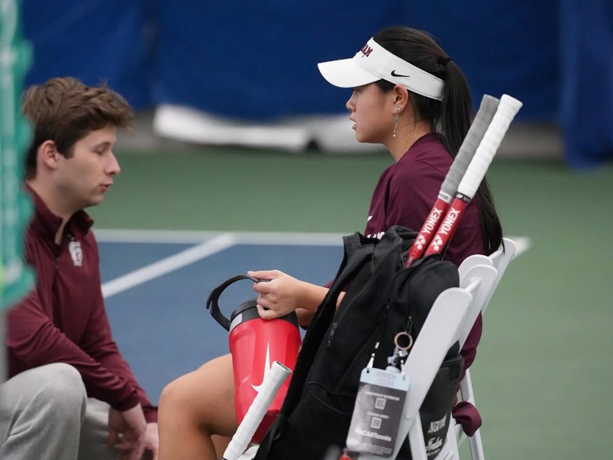 Women’s Tennis stays locked in.