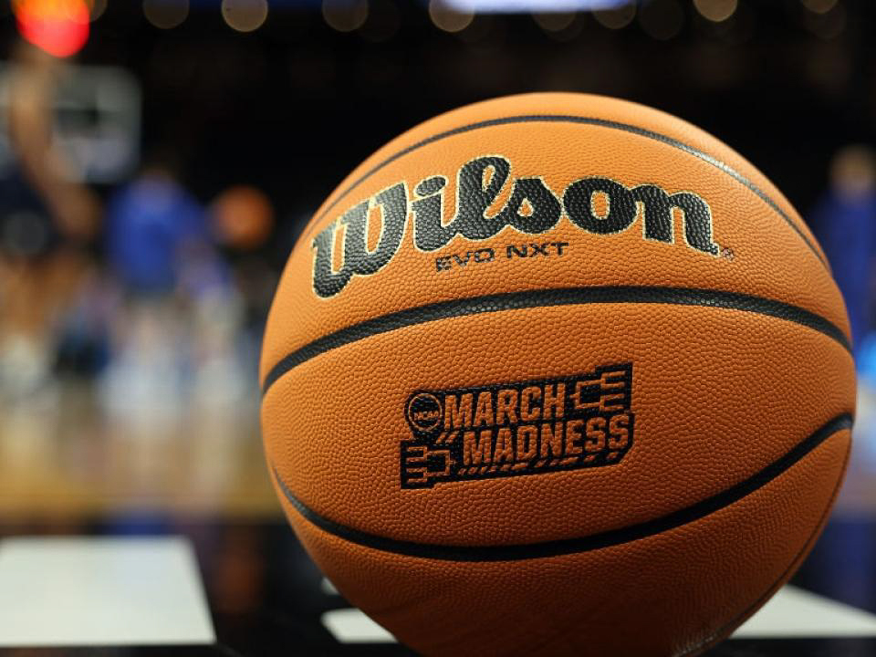 The transfer portal alters the college basketball scene.